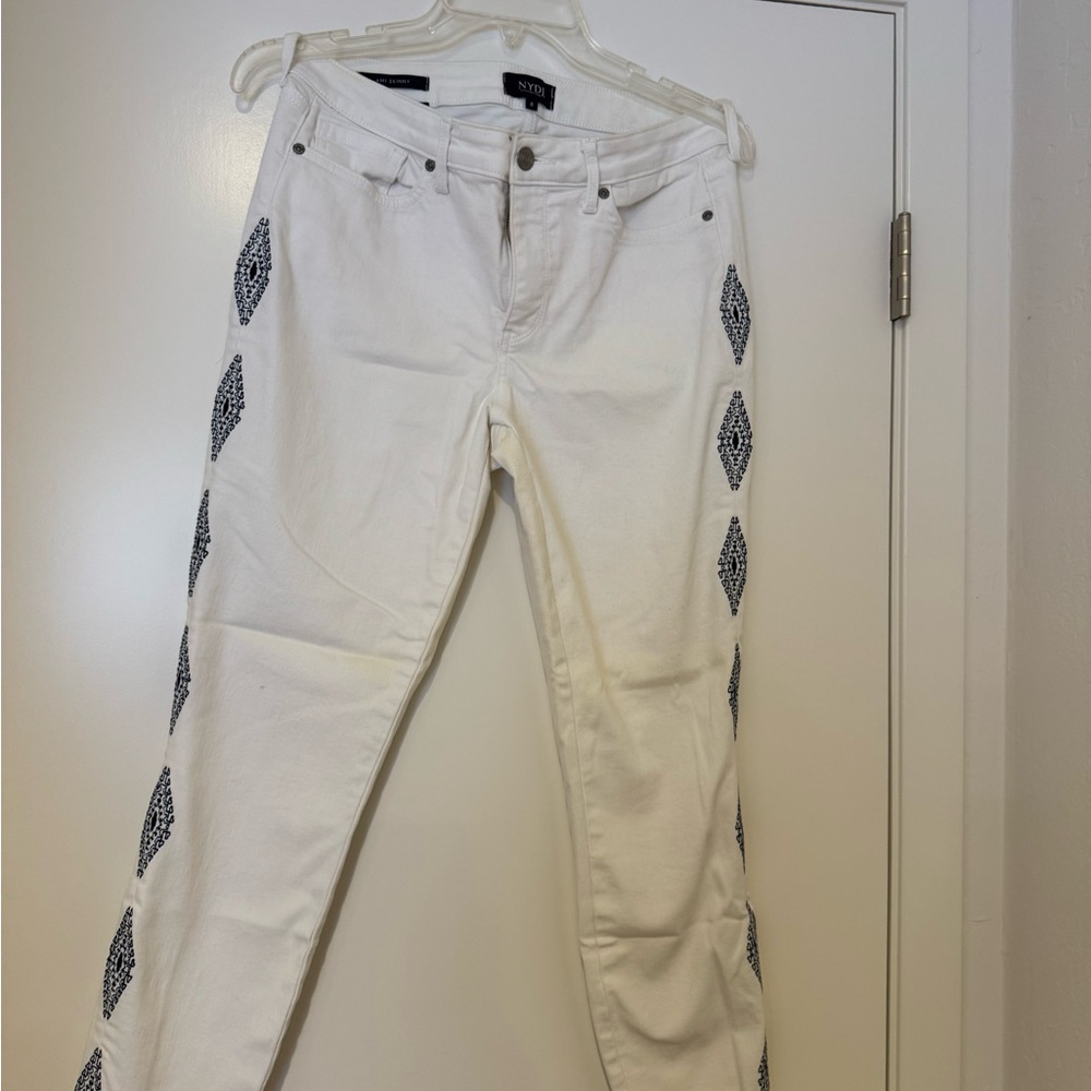 NYDJ White Jeans with Navy Blue Embroidered Side Diamonds